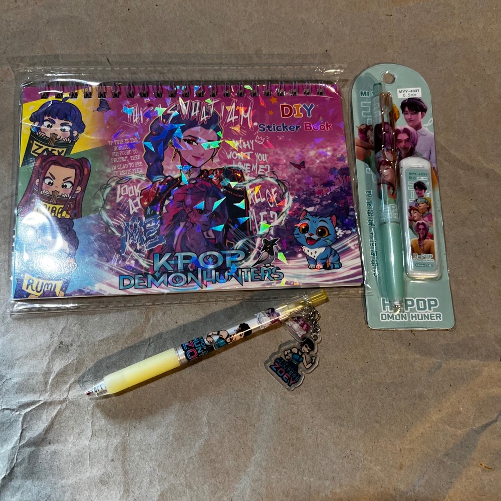 K-Pop Demon Hunters Stationery Set Sticker Book Mechanical Pencil Zoey Charm Pen